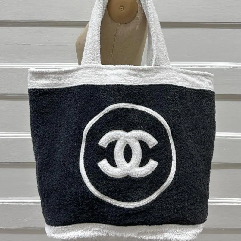 CHANEL BEACH TOTE